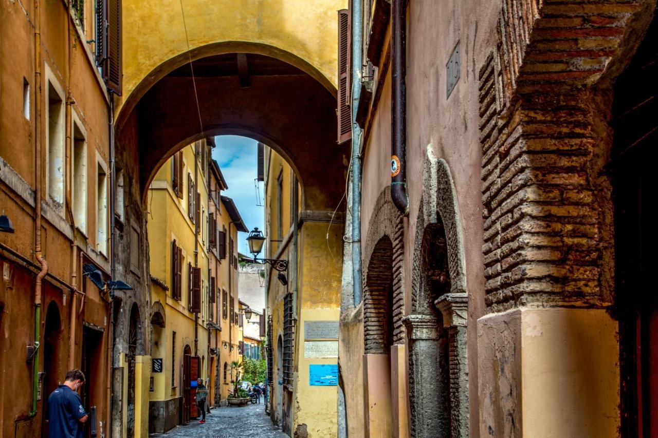 Cappellari Apartments - Campo De' Fiori Рим Экстерьер фото